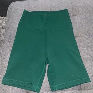 Aritzia Bike shorts